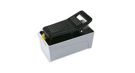 Shinn Fu А5701 Насос пневмогидравлический, 700 bar (педаль), 22903